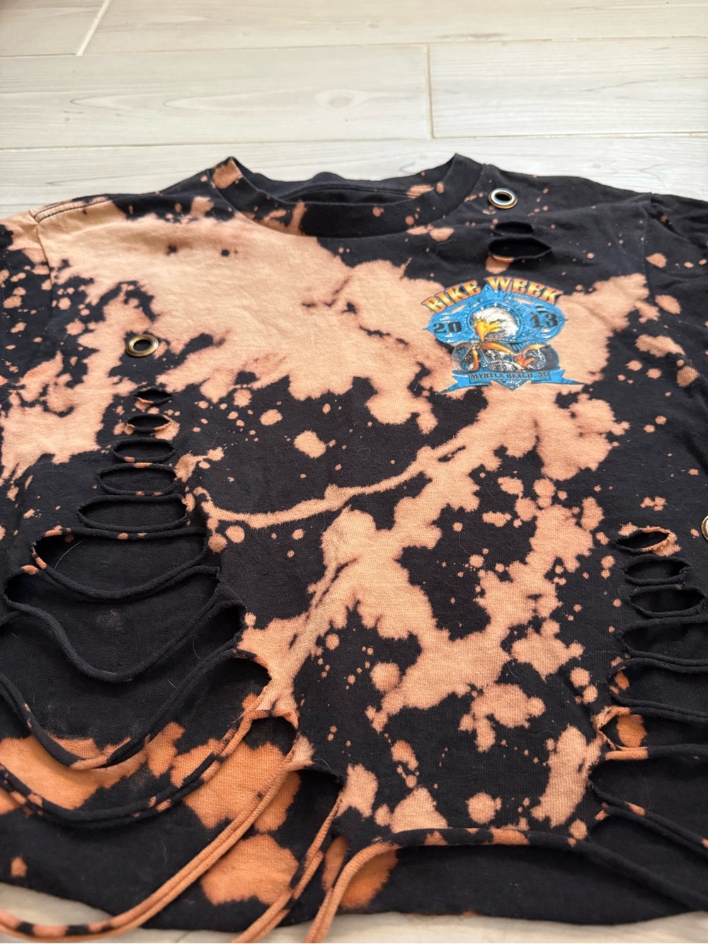 Myrtle Beach Bike Week Distressed Tee - Picture 3 of 4